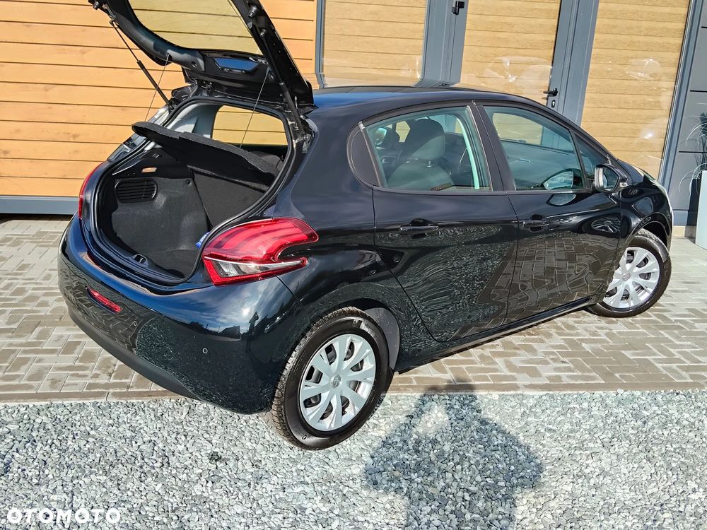 Peugeot 208 1.2 PureTech Style - 31