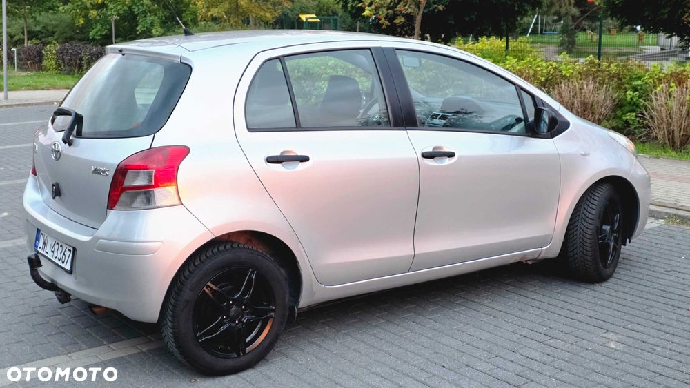 Toyota Yaris - 6