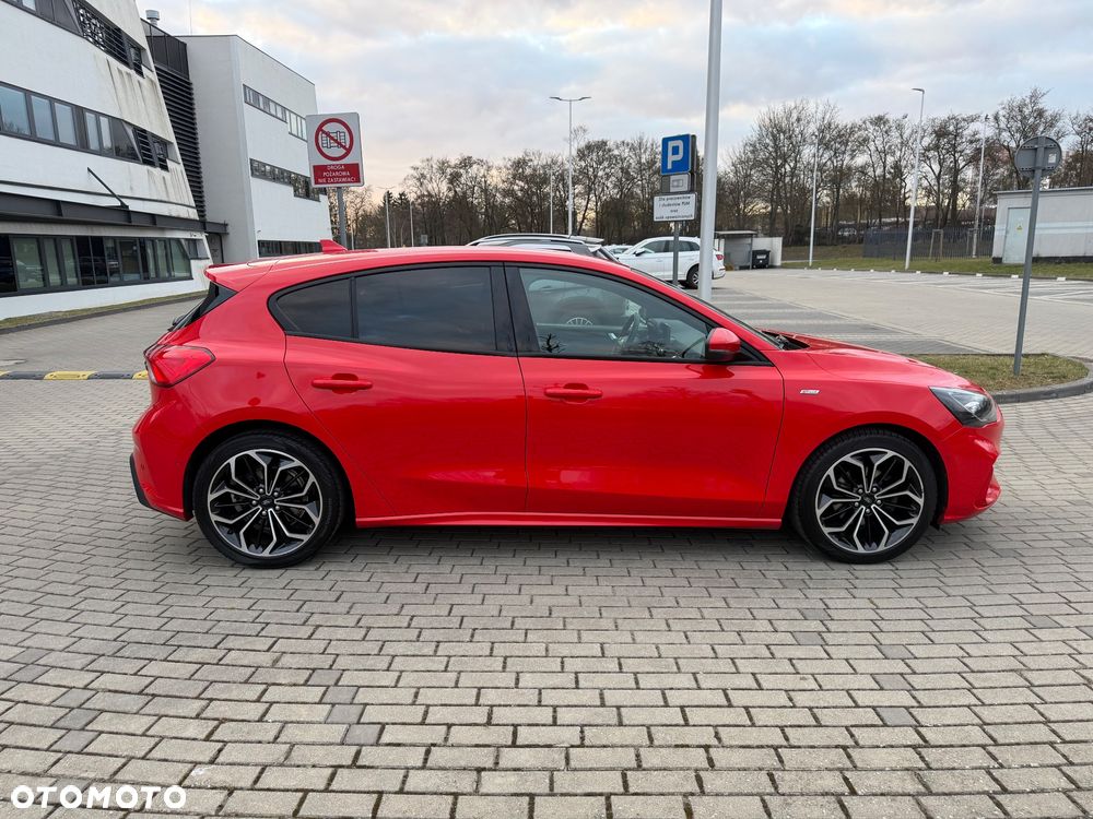 Ford Focus 1.0 EcoBoost ST-Line Red ASS - 11