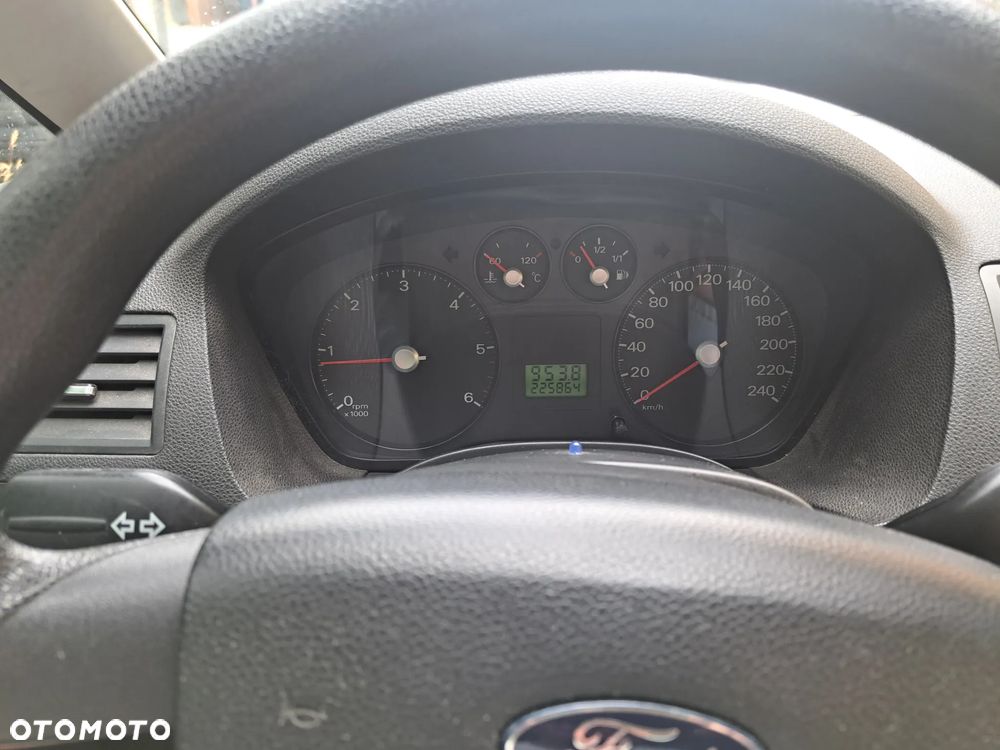 Ford Focus C-Max 1.6 TDCi Ambiente - 8