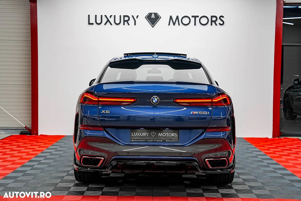 BMW X6 M M50i - 9