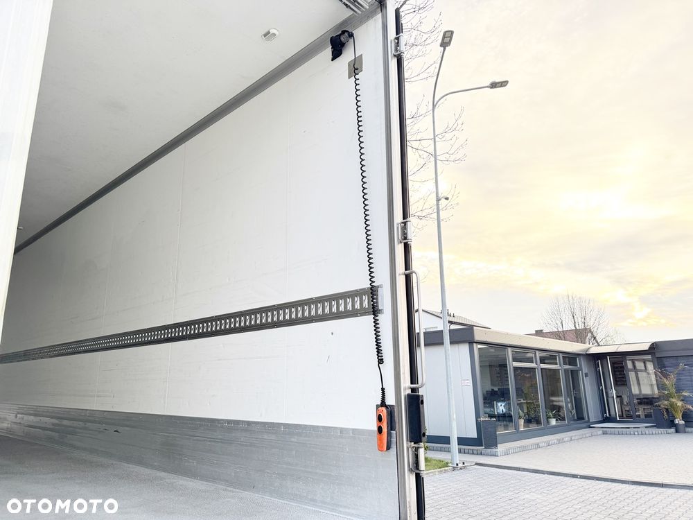 Mercedes-Benz ATEGO / DMC 11990 / CHŁODNIA THERMO KING T800R / IDEALNY STAN / Z NIEMIEC - 23