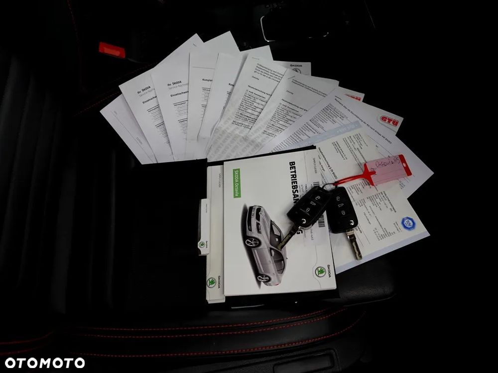 Skoda Octavia 2.0 TDI 4x4 RS Challenge DSG - 39