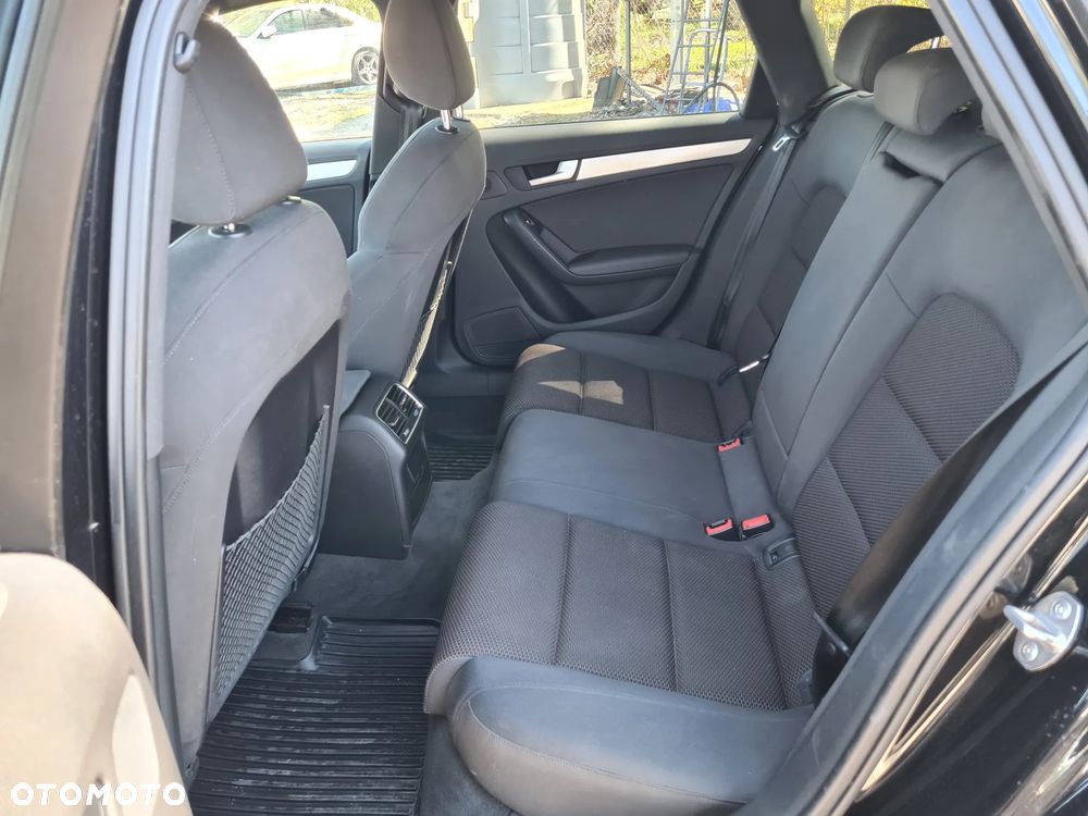 Audi A4 Allroad - 37