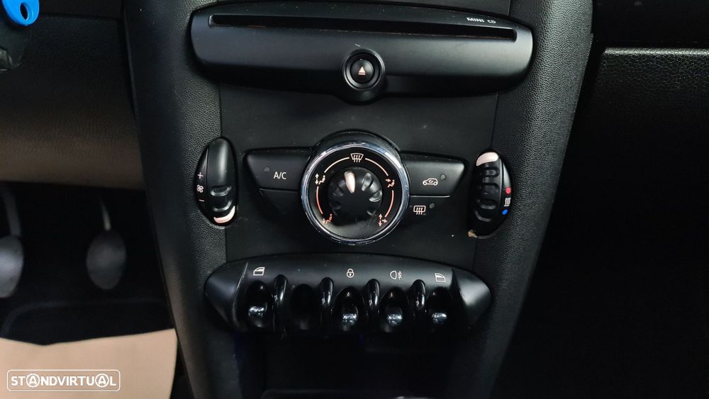 MINI 3 Portas Cooper D - 22