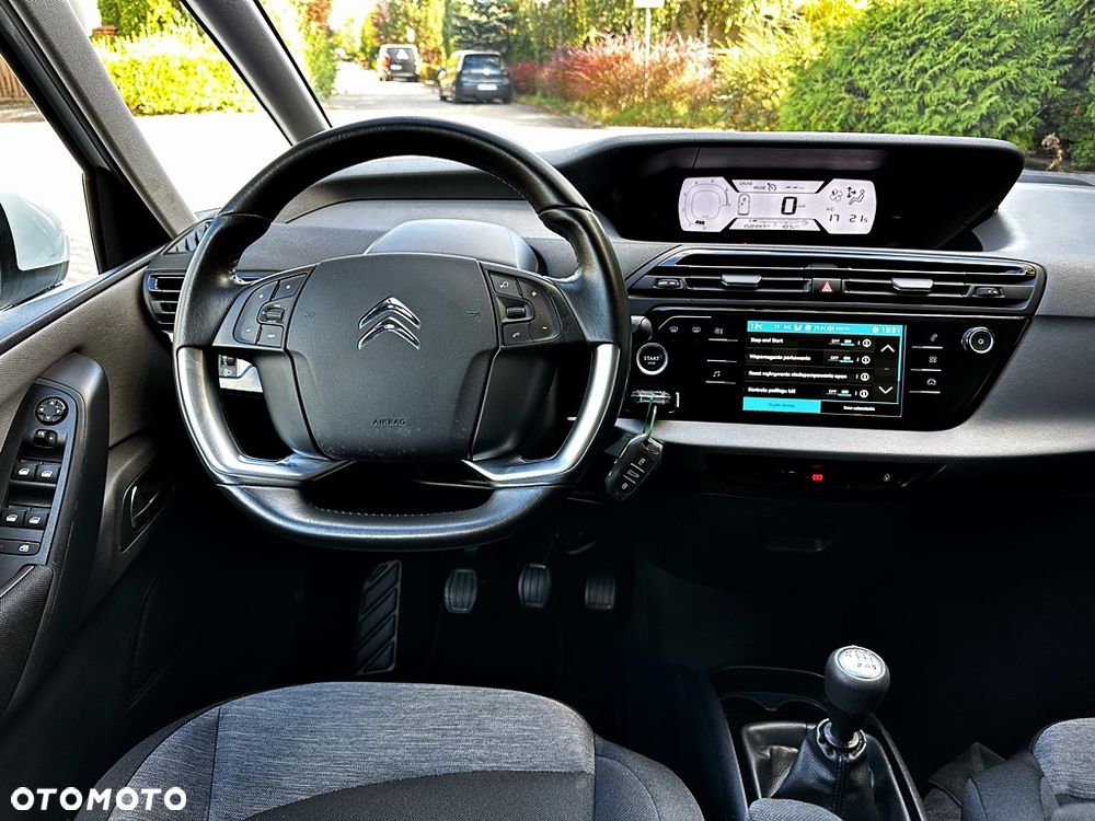 Citroën C4 Grand Picasso PureTech 130 Stop&Start FEEL - 29