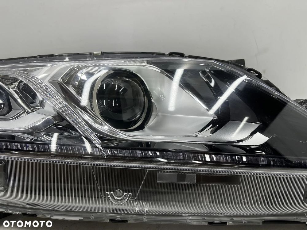 Lampa reflektor Mitsubishi Eclipse Cross 17-20r. PRAWA przednia LED + soczewka Europa 9 pin prawy pr - 6