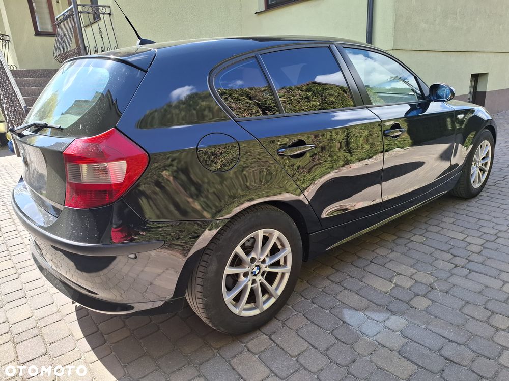 BMW Seria 1 118d - 4