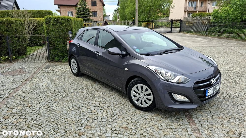 Hyundai i30 1.4 Trend - 9