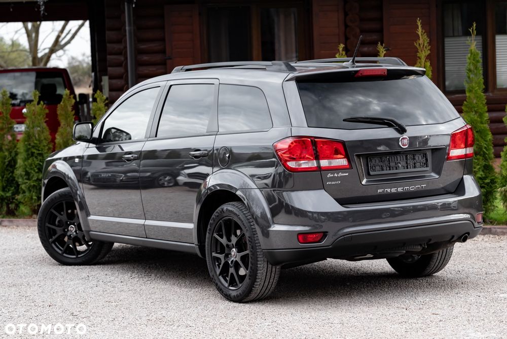 Fiat Freemont 2.0 Multijet 16V DPF Automatik Allrad Black Code - 10