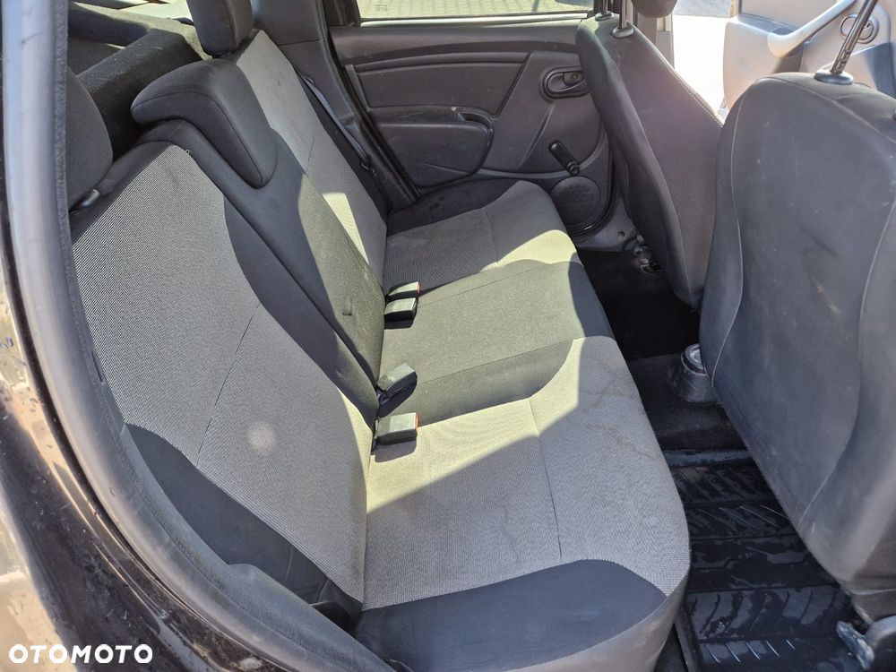 Dacia Duster 1.6 Ambiance 4x4 - 17