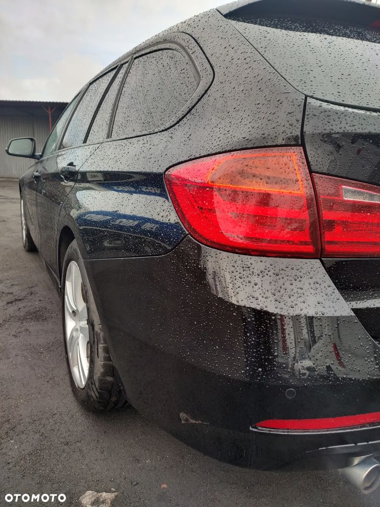 BMW Seria 3 318d Sport Line - 13