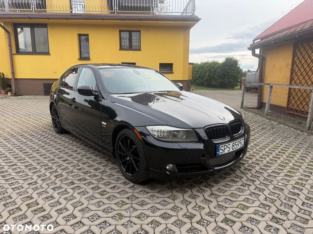 BMW Seria 3 335i Edition Exclusive - 26