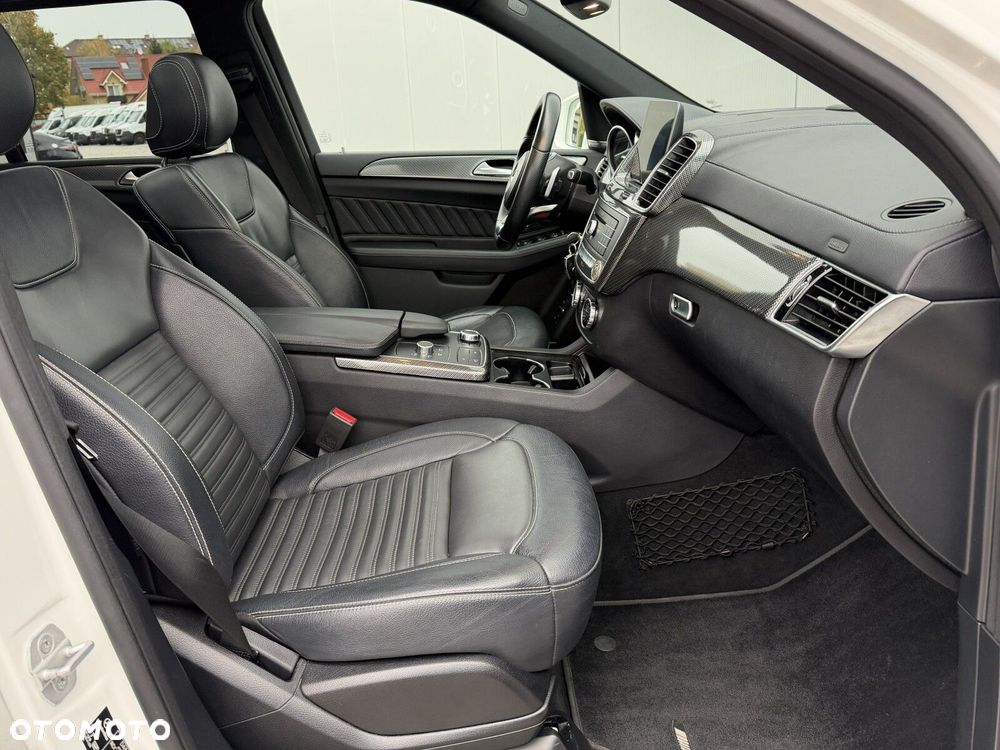 Mercedes-Benz GLS 350 d 4-Matic - 27