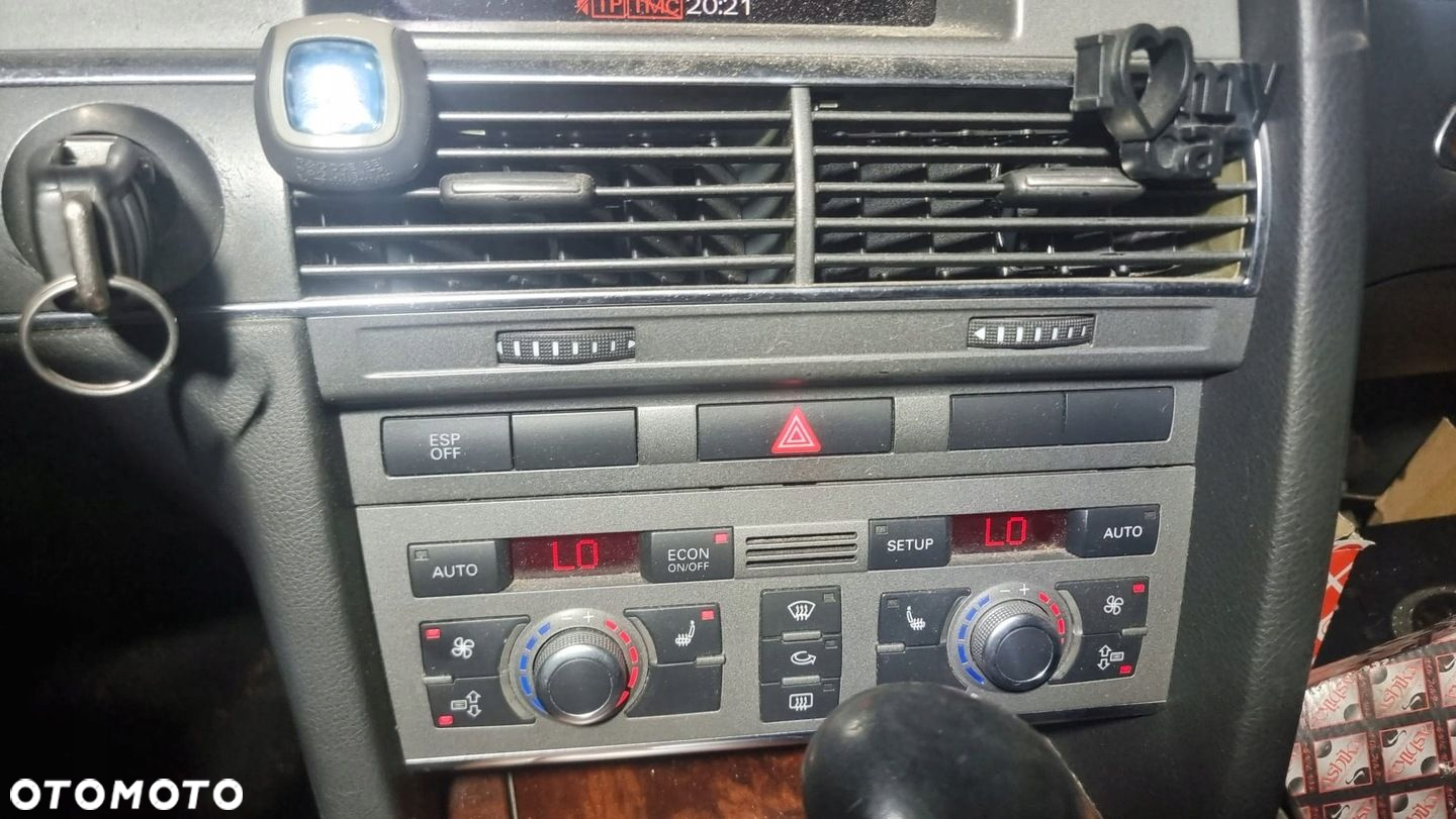 DESKA KONSOLA KOKPIT PASY AIRBAG AUDI A6 C6 04-08 EU - 7