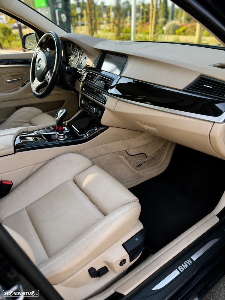BMW 520 d Auto - 14
