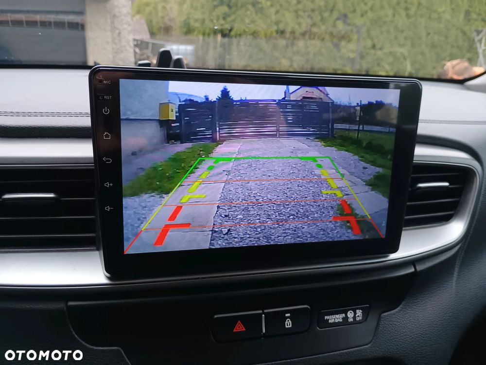 Kia Ceed 1.4 Attract - 21