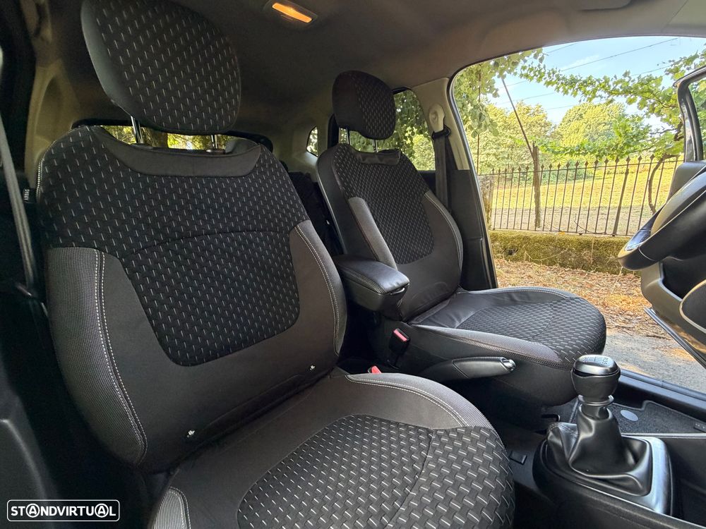 Renault Captur 1.5 dCi Exclusive - 18