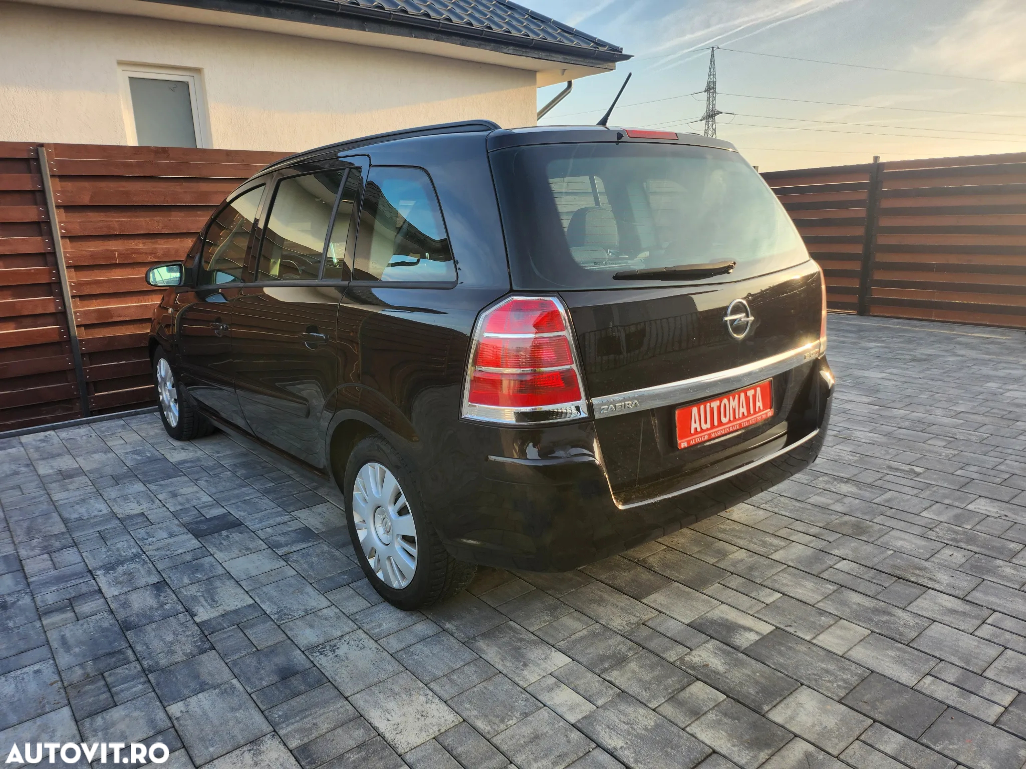 Opel Zafira 1.9 CDTI Automatik Edition - 4