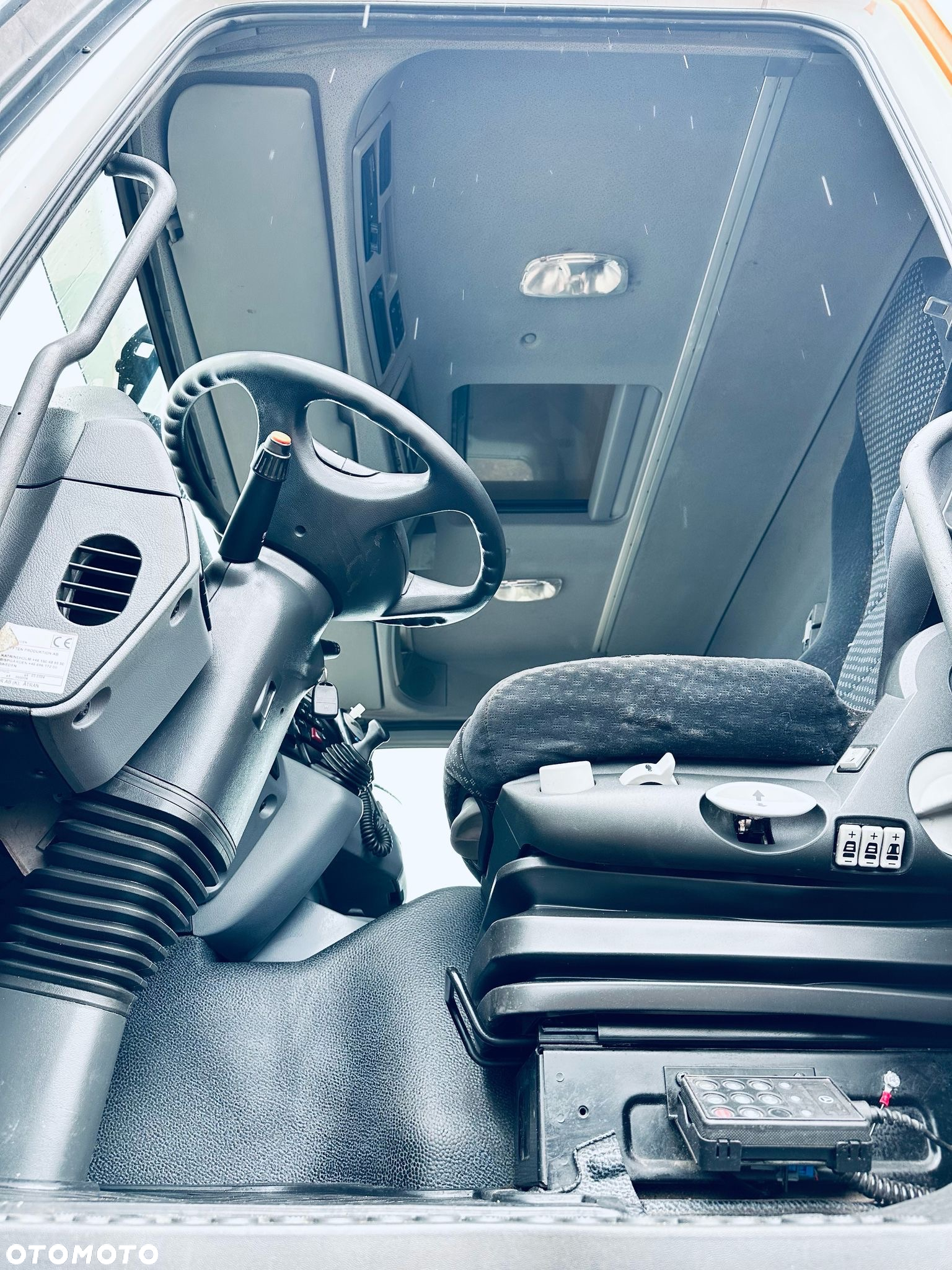 Mercedes-Benz ACTROS 2536 / CHŁODNIA / MULTITEMPERATURA / WINDA - 16