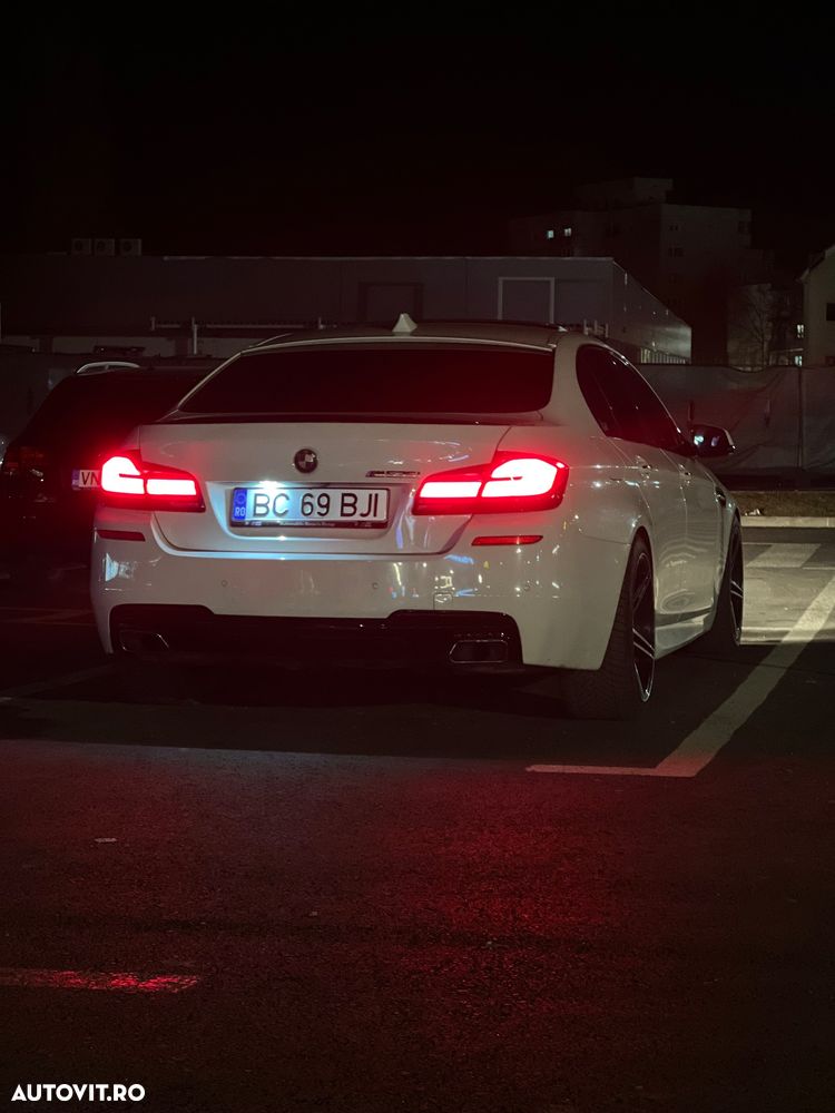 BMW Seria 5 535i xDrive - 9