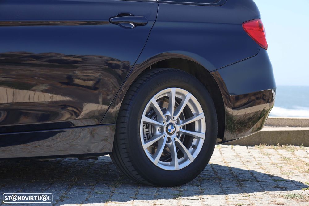 BMW 320 d ED Line Luxury Auto - 10