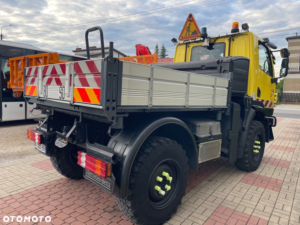 Mercedes-Benz Unimog u 20  pojazd specjalny traktor rolniczy wywrotka pojazd komunalny zimowego utrzymania dróg - 8