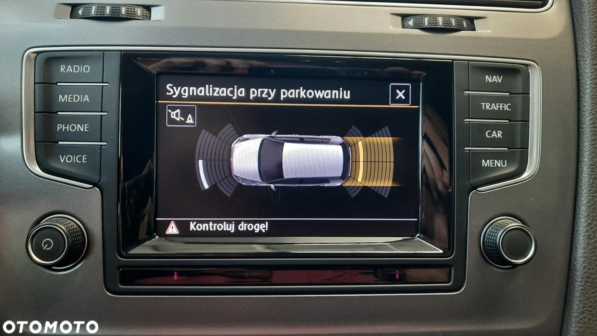 Volkswagen Golf 1.4 TSI BlueMotion Technology Lounge - 25