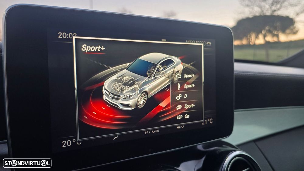 Mercedes-Benz C 63 AMG Standard - 32