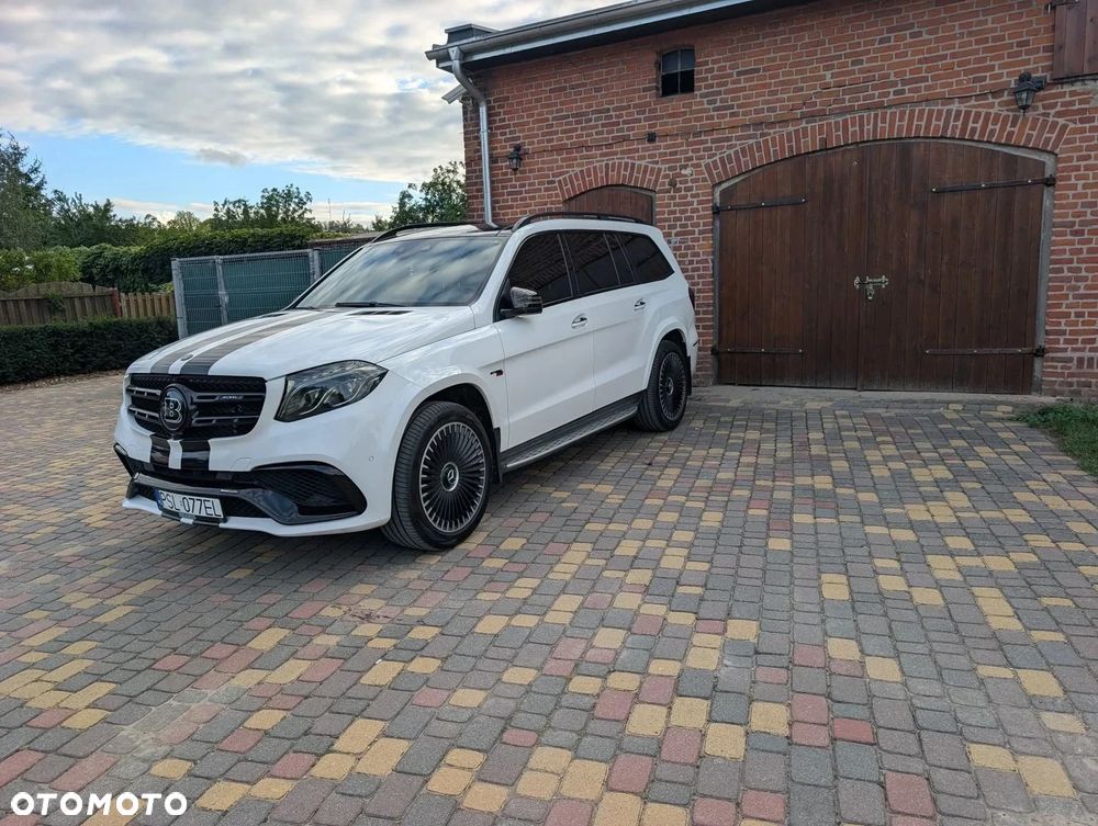 Mercedes-Benz GLS - 1