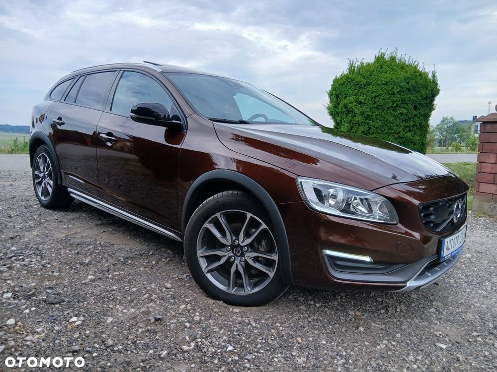 Volvo V60 Cross Country D3 Summum - 10