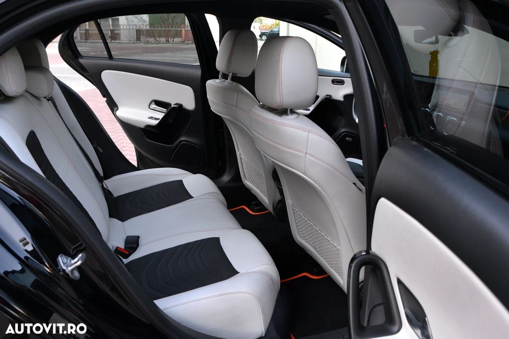 Mercedes-Benz A 180 d 7G-DCT AMG Line - 14