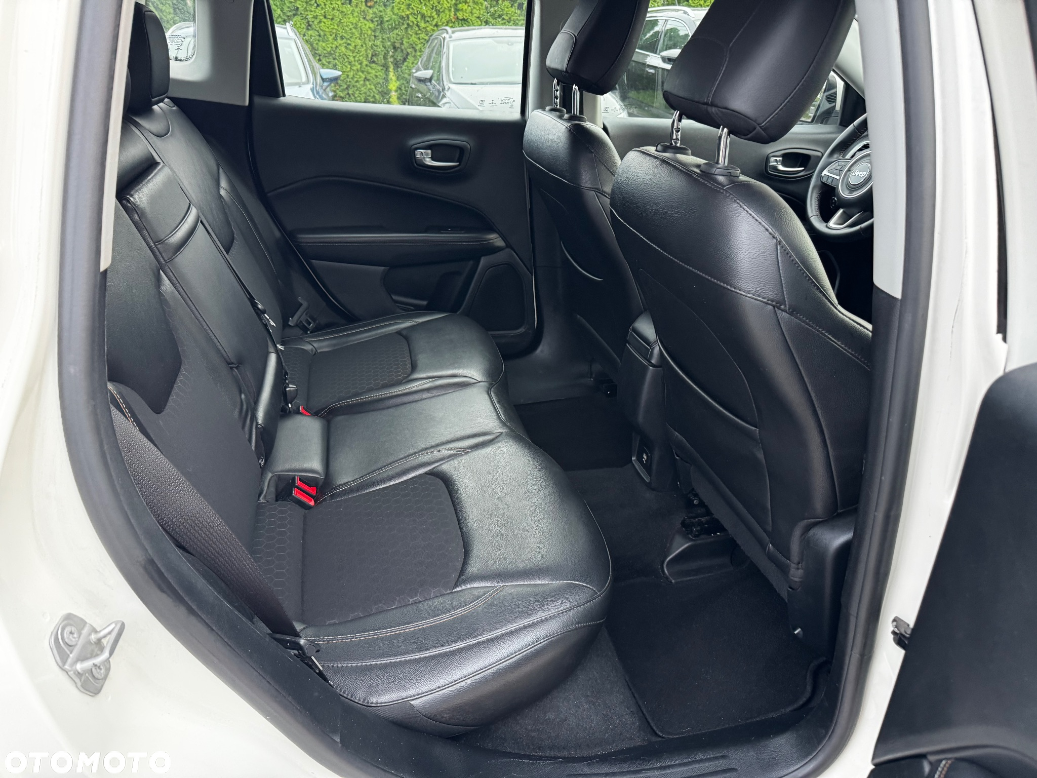 Jeep Compass 1.4 MultiAir Longitude - 34
