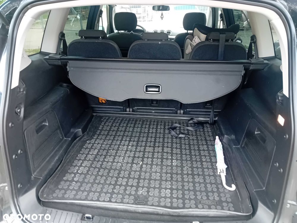 Ford S-Max - 4