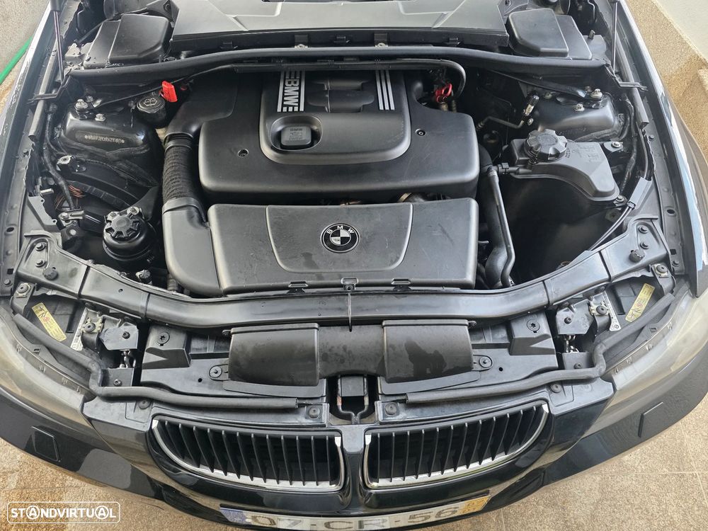 BMW 320 dA - 23