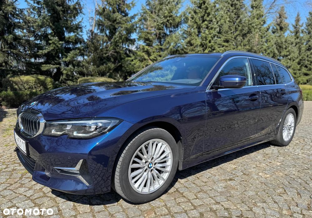 BMW Seria 3 318d Touring Luxury Line - 8