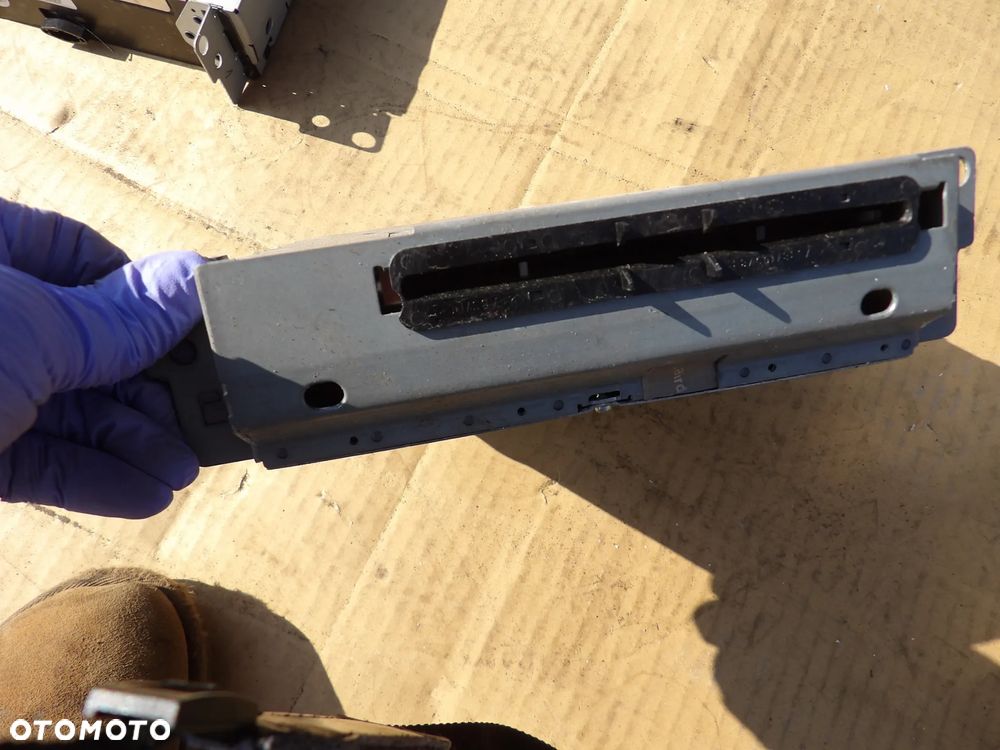 BMW - F10,F11 - RADIOODTWARZACZ CD - NAWIGACJA - 9226365 - 1