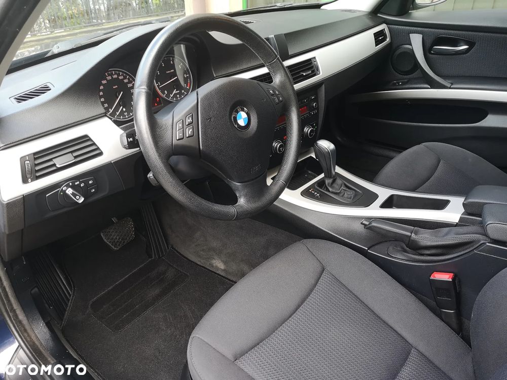 BMW Seria 3 - 11
