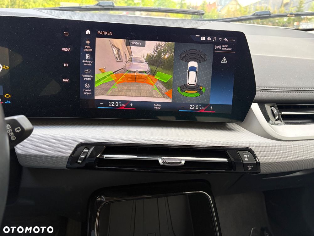 BMW Seria 2 218i - 18