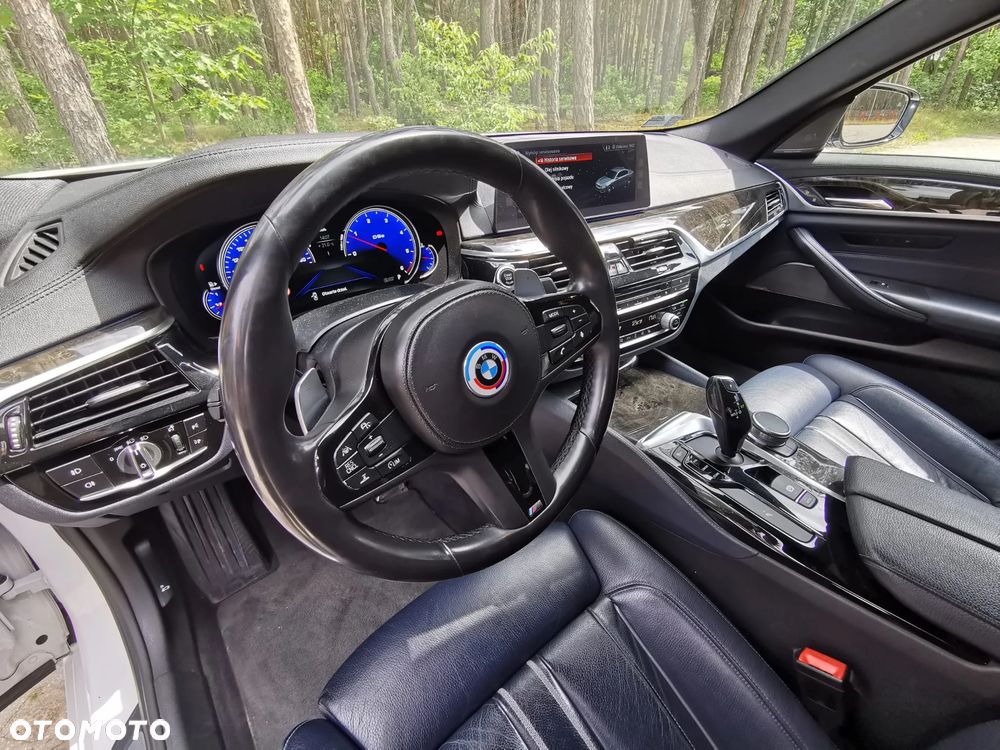 BMW Seria 5 520d xDrive Luxury Line sport - 21