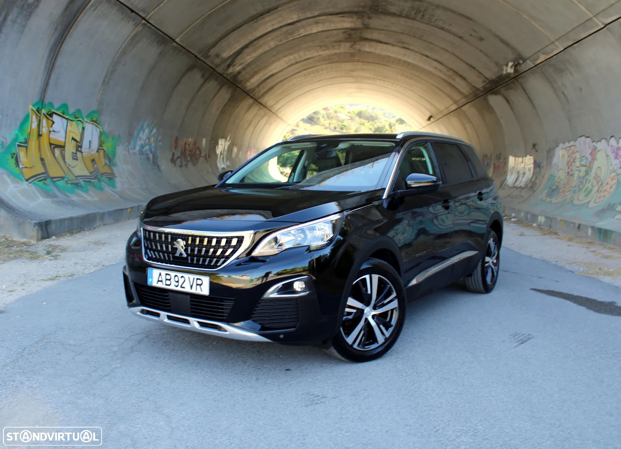 Peugeot 5008 1.5 BlueHDi Allure EAT8 - 1