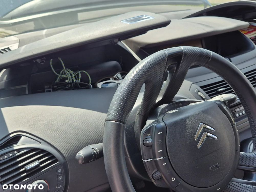 Citroën C4 Picasso - 12