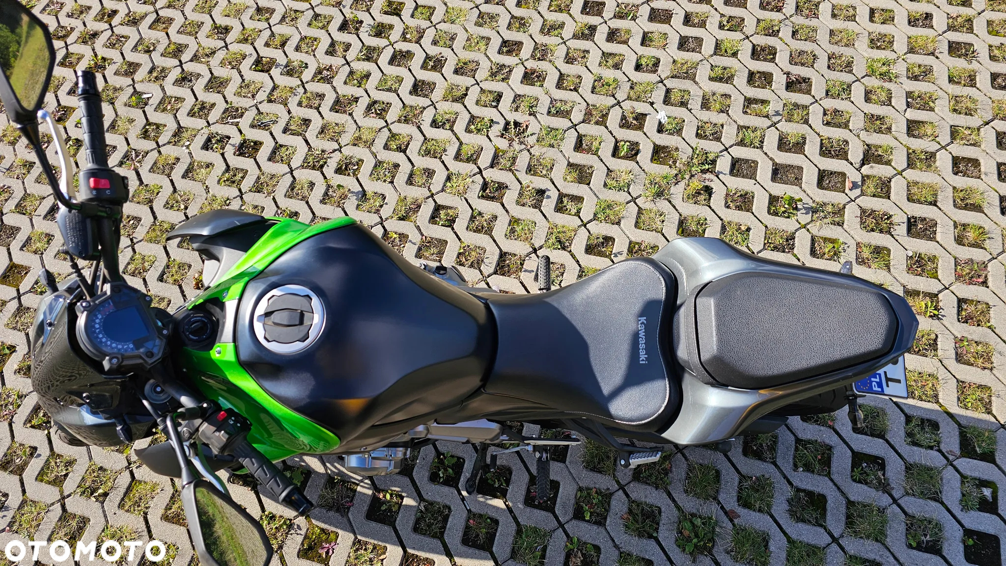 Kawasaki Z 900 - 12