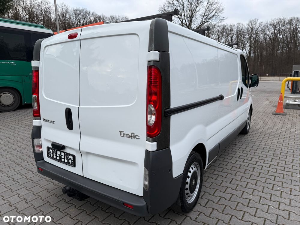 Renault Trafic - 2