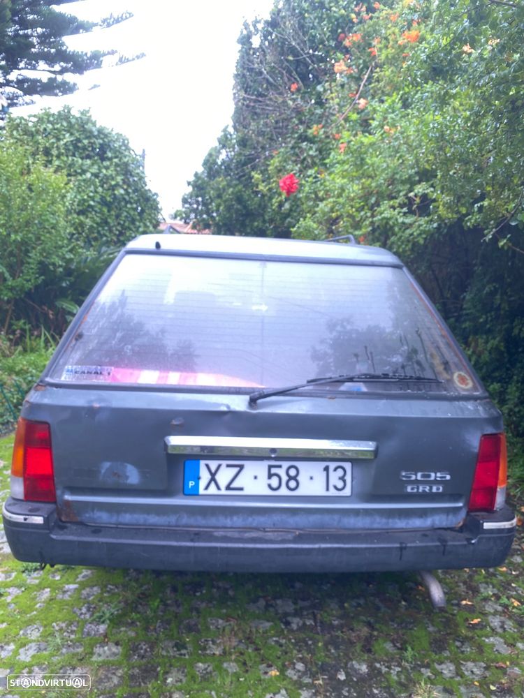 Peugeot 505 Break 2.5 GRD - 4