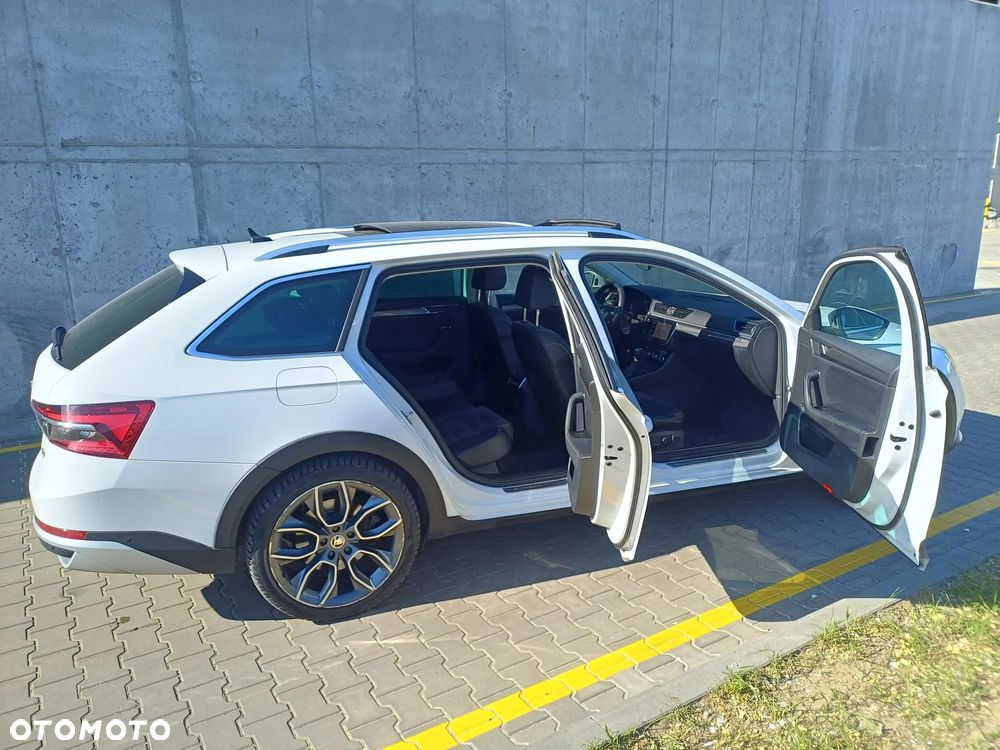 Skoda Superb 2.0 TSI 4x4 Scout DSG - 37