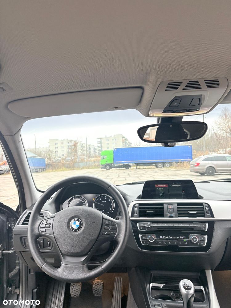BMW Seria 1 116d - 20