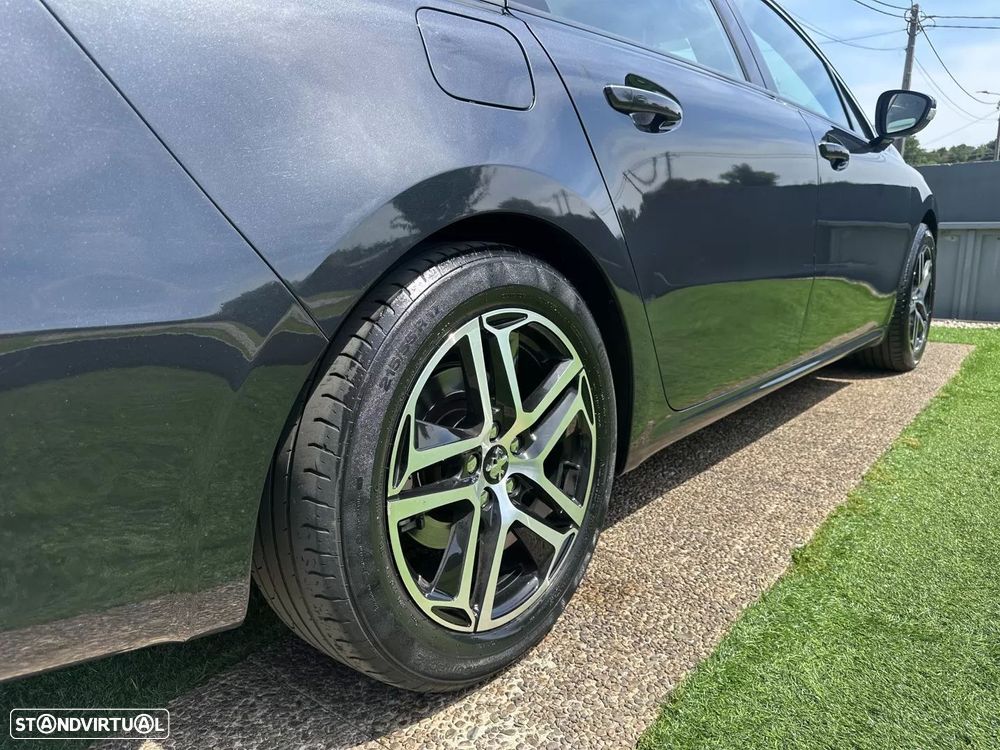 Peugeot 508 SW BlueHDi 120 EAT6 Stop&Start Allure - 20