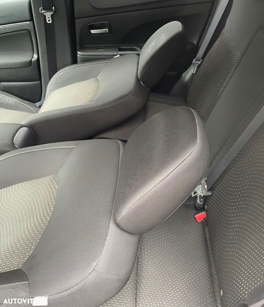 Mitsubishi ASX 1.8 DI-D 2WD Intense - 27