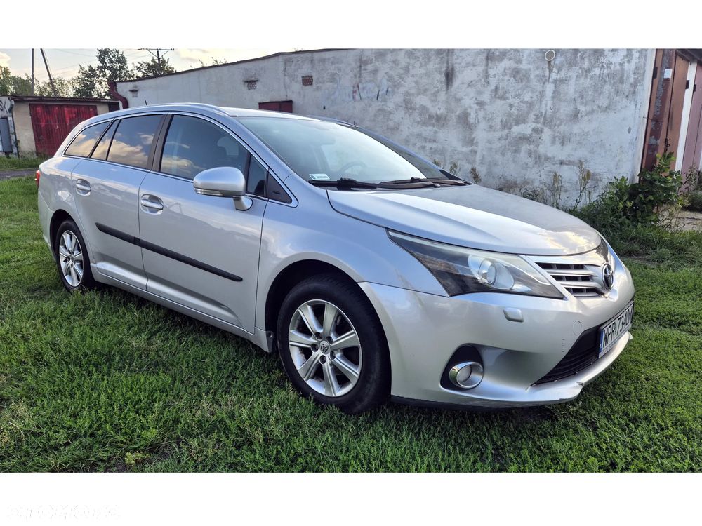 Toyota Avensis 2.0 D-4D Sol - 1